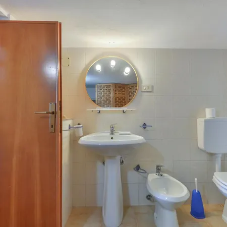 Sunny House By Interhome * Marina di Campo