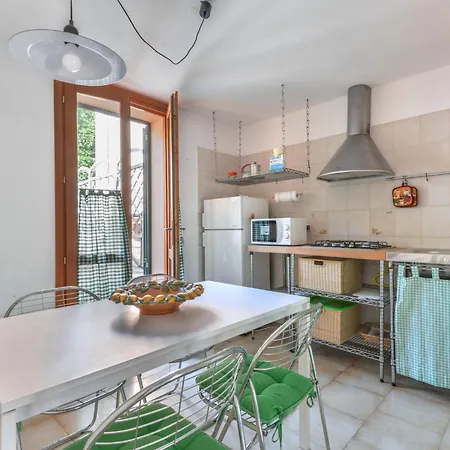 Holiday home Sunny House By Interhome