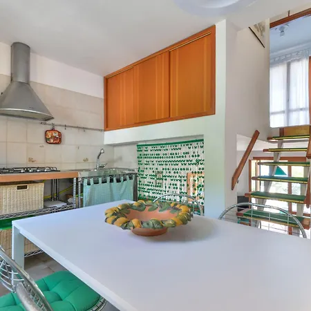 Holiday home Sunny House By Interhome *